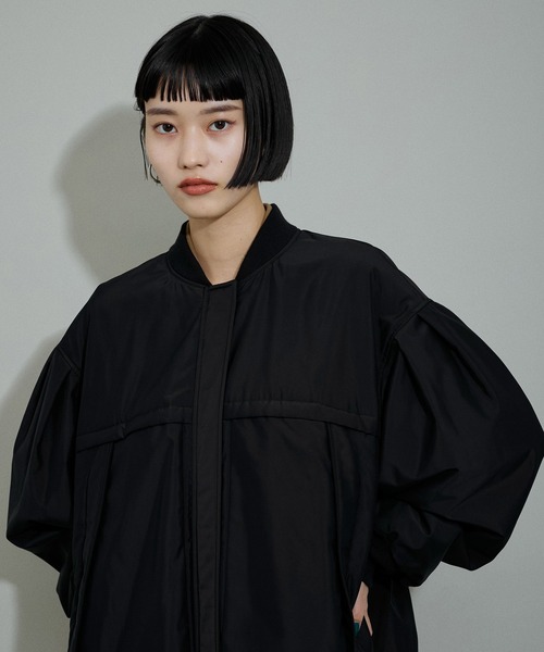 ADAM ET ROPE'（アダムエロペ）の「【WEB限定】・【定番人気】パフスリーブMA1（MA-1・レディース・ブラック/ダークブラウン・FREE）」の14枚目の写真