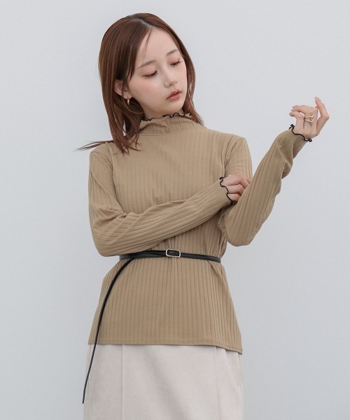 Bab(バブ)の「【ボトルネック/ハイネック 選べるデザイン】ウェーブメローリブカットソー(Tシャツ/カットソー・レディース・ライトグレー/ベージュ系その他/オレンジ系その他2/テラコッタ/ライトグレー系/ベージュ/ブラック/アイボリー/ブラック系その他/アイボリー系・M)」の9枚目の写真