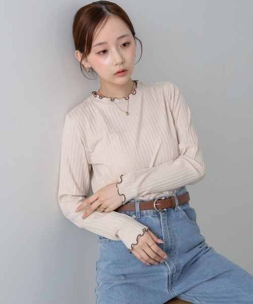 Bab(バブ)の「【ボトルネック/ハイネック 選べるデザイン】ウェーブメローリブカットソー(Tシャツ/カットソー・レディース・ライトグレー/ベージュ系その他/オレンジ系その他2/テラコッタ/ライトグレー系/ベージュ/ブラック/アイボリー/ブラック系その他/アイボリー系・M)」の15枚目の写真