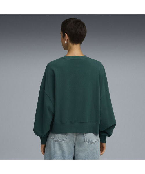 PUMA（プーマ）の「PUMA プーマ ウィメンズ ワードローブ ESS スポーツ レガシー II クルー スウェット（スウェット・レディース・ダークグリーン/ピンク系その他2・SMALL/MEDIUM/LARGE/X-LARGE）」の5枚目の写真