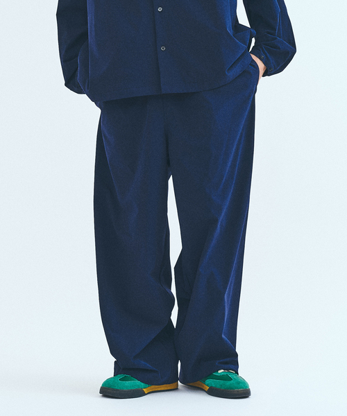 417 EDIFICE（フォーワンセブンエディフィス）の「オーバーサイズシャツ&ワイドスラックス UVカット セットアップ（スーツセット・メンズ・ダークブルー/ベージュ/ブラック・X-LARGE/LARGE/MEDIUM）」の12枚目の写真