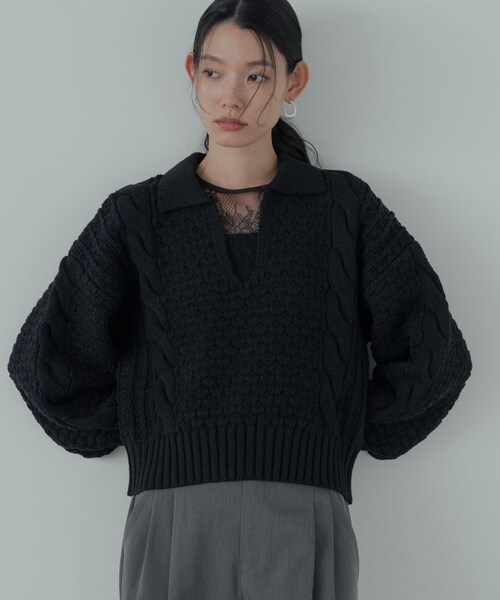 GALLEST（ギャレスト）の「スキッパーフォルムニット（ニット/セーター・レディース・サックスブルー/ブラック/オフホワイト・38）」の2枚目の写真