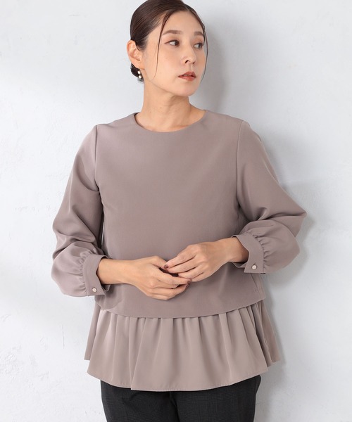 GALLORIA(ギャローリア)の「洗濯機で洗える 裾フリルブラウス(シャツ/ブラウス・レディース・モカ/ネイビー・S/M/L/LL)」の1枚目の写真