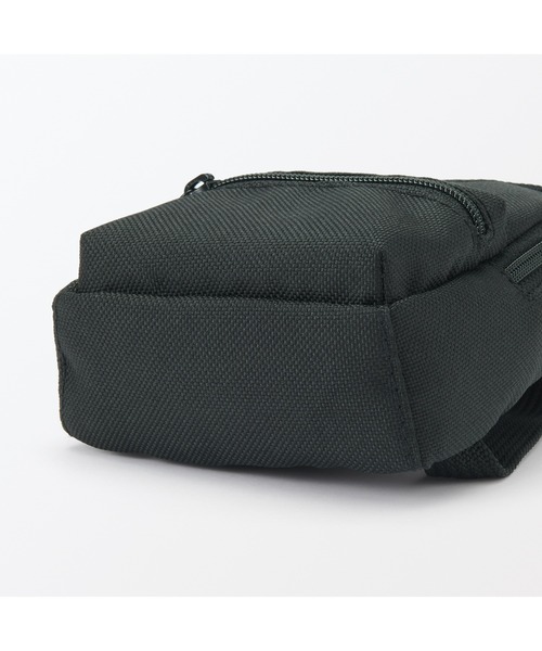 無印良品（ムジルシリョウヒン）の「ミニ　撥水リュックサック（コインケース・レディース・ダークベージュ/ブラウン系/ブラック・FREE）」の7枚目の写真