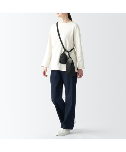 無印良品（ムジルシリョウヒン）の「ミニ　撥水リュックサック（コインケース・レディース・ダークベージュ/ブラウン系/ブラック・FREE）」の12枚目の写真