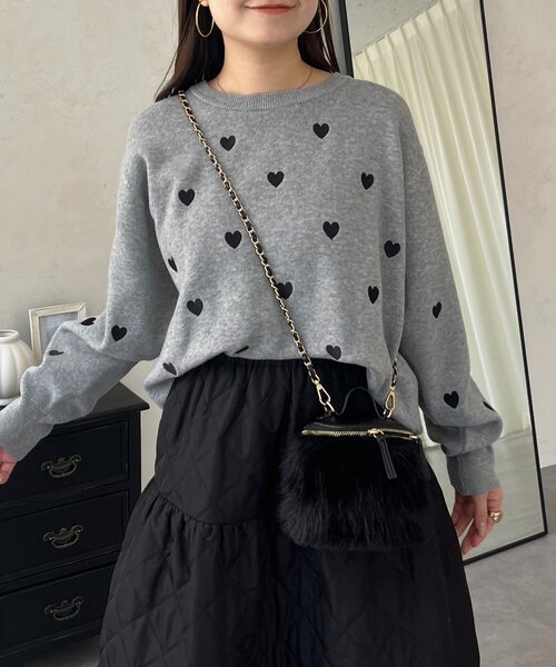 prose verse（プロズヴェール）の「ハート刺繍スウェットライクニット（ニット/セーター・レディース・グレー/ネイビー/ベージュ/ブラック・MEDIUM）」の21枚目の写真