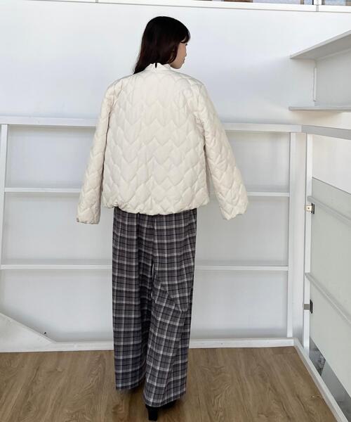 couture brooch（クチュールブローチ）の「【撥水・大人可愛い】リボンキルティングジャケット（ブルゾン・レディース・アイボリー/ブラック/ブラウン系その他・36/38/40/42）」の12枚目の写真