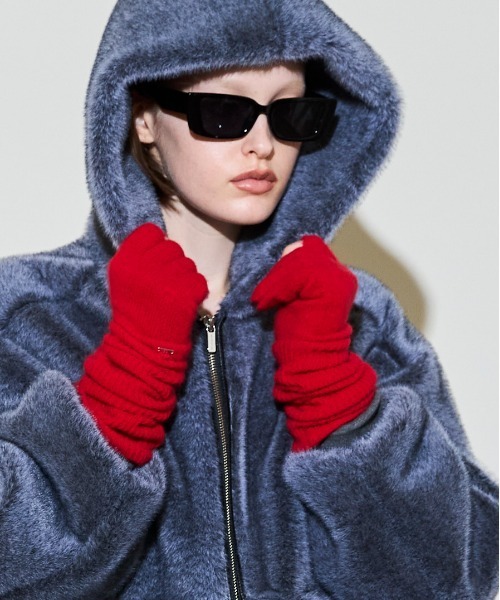 MAISON SPECIAL(メゾンスペシャル)の「Fox Blend Knit Gloves / フォックスブレンドニットグローブ(手袋・レディース・レッド/グリーン/グレー・FREE)」の3枚目の写真