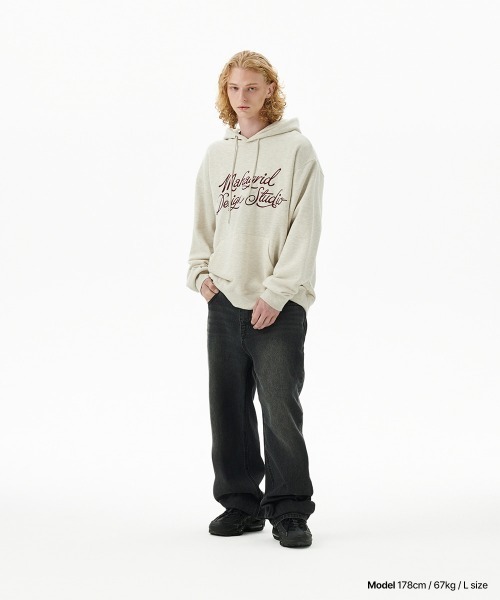 MAHAGRID(マハグリッド)の「『mahagrid/マハグリッド』 LETTER INK LOGO HOODIE/レタリングデザイン プルオーバーパーカー(パーカー・レディース・アイボリー/ブラック・M/L)」の5枚目の写真