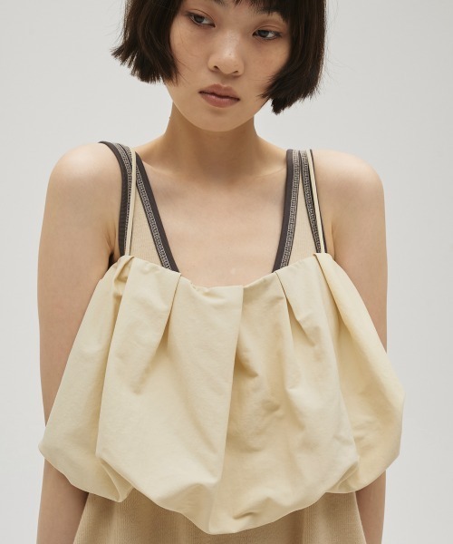TODAYFUL（トゥデイフル）の「Tuck Balloon Camisole（キャミソール・レディース・アイボリー/ブルー系その他/ブラック・FREE）」の2枚目の写真