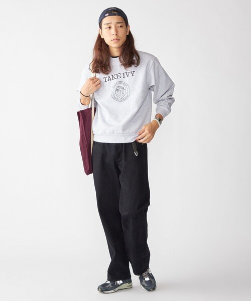 SHIPS（シップス）の「SHIPS×TAKE IVY:『TAKE NVY』カレッジ スウェット クルーネック トレーナー（スウェット・メンズ・ライトグレー/ネイビー・SMALL/MEDIUM/LARGE）」の4枚目の写真