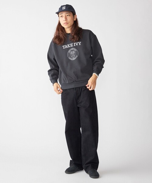 SHIPS（シップス）の「SHIPS×TAKE IVY:『TAKE NVY』カレッジ スウェット クルーネック トレーナー（スウェット・メンズ・ライトグレー/ネイビー・SMALL/MEDIUM/LARGE）」の8枚目の写真