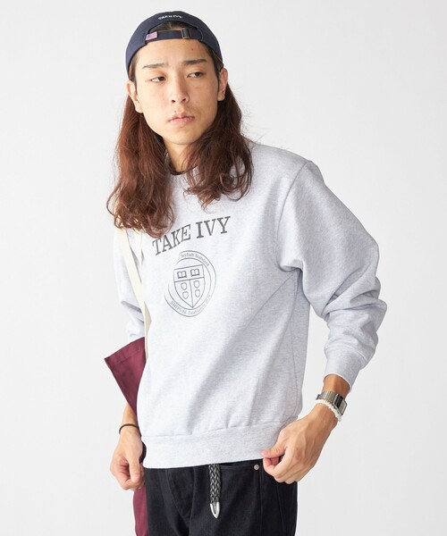 SHIPS（シップス）の「SHIPS×TAKE IVY:『TAKE NVY』カレッジ スウェット クルーネック トレーナー（スウェット・メンズ・ライトグレー/ネイビー・SMALL/MEDIUM/LARGE）」の14枚目の写真