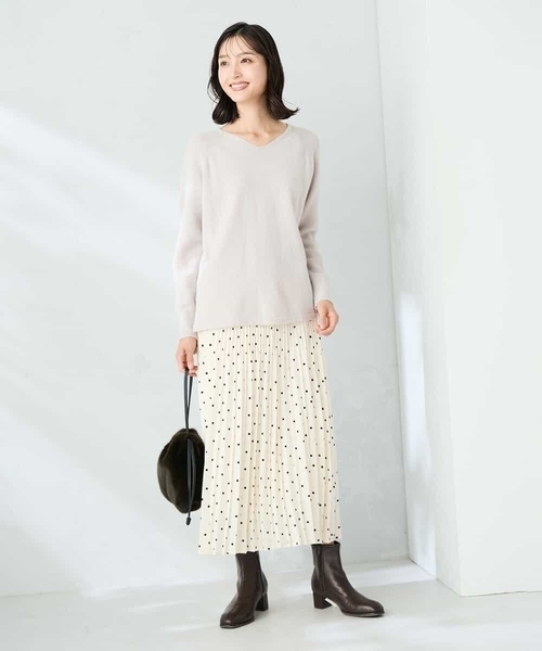a.v.v（アーヴェヴェ）の「ラメVネックチュニックニット（ニット/セーター・レディース・ミント/ライトピンク/グレー系その他・38/40/36）」の20枚目の写真