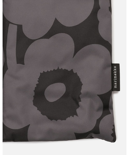 marimekko（マリメッコ）の「Croma Unikko / Scarf（ストール/ショール・レディース・ブラック・FREE）」の5枚目の写真