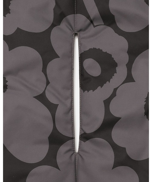 marimekko（マリメッコ）の「Croma Unikko / Scarf（ストール/ショール・レディース・ブラック・FREE）」の6枚目の写真