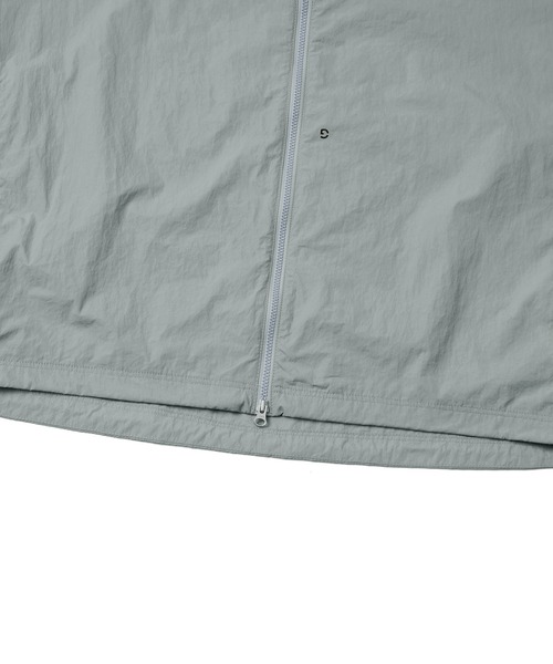 TIGHTBOOTH PRODUCTION(タイトブースプロダクション)の「GOOPiMADE x TIGHTBOOTH Tech Uniform Zip Shirt / グーピーメイド x タイトブース テック ユニフォーム ジップ シャツ(シャツ/ブラウス・メンズ・グレー/ブラック/オリーブ・1/2/3)」の7枚目の写真