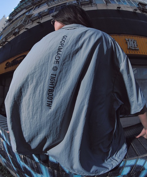 TIGHTBOOTH PRODUCTION(タイトブースプロダクション)の「GOOPiMADE x TIGHTBOOTH Tech Uniform Zip Shirt / グーピーメイド x タイトブース テック ユニフォーム ジップ シャツ(シャツ/ブラウス・メンズ・グレー/ブラック/オリーブ・1/2/3)」の12枚目の写真