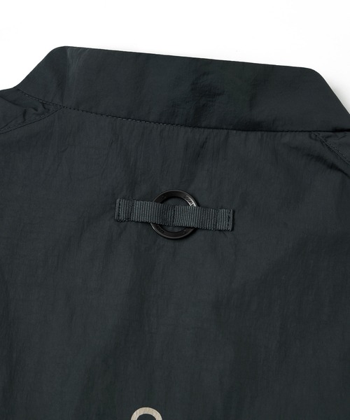 TIGHTBOOTH PRODUCTION(タイトブースプロダクション)の「GOOPiMADE x TIGHTBOOTH Tech Uniform Zip Shirt / グーピーメイド x タイトブース テック ユニフォーム ジップ シャツ(シャツ/ブラウス・メンズ・グレー/ブラック/オリーブ・1/2/3)」の20枚目の写真