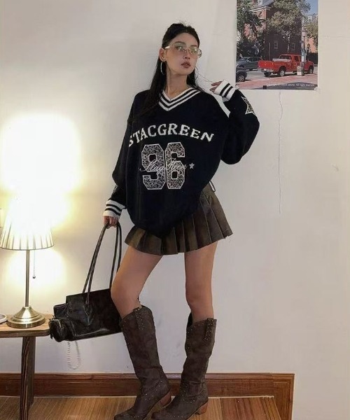 セール】配色ライン×レオパード刺繍が映える！肩落ちBIGシルエットV