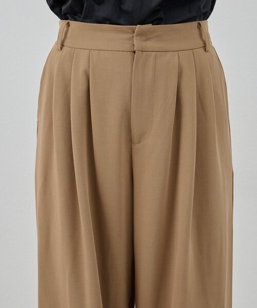 SHENERY（シーナリー）の「【インフルエンサー＠tsuru00コラボ】3タックスラックスパンツ（スラックス・レディース・グレー/ブラック/ベージュ/ライトベージュ・36/38/34）」の6枚目の写真