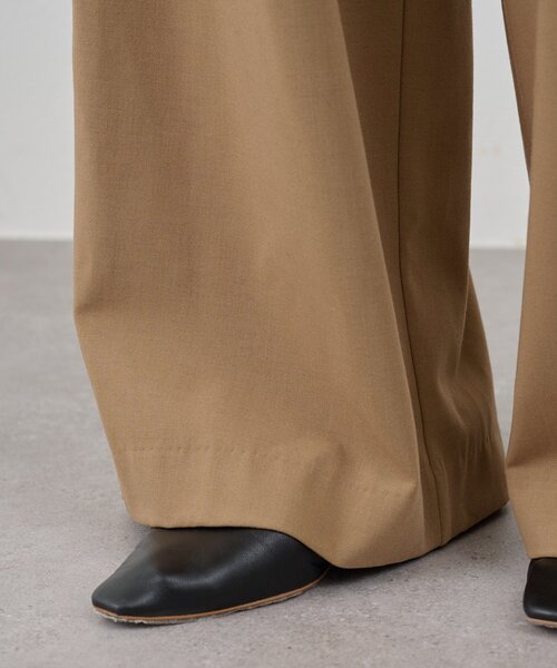 SHENERY（シーナリー）の「【インフルエンサー＠tsuru00コラボ】3タックスラックスパンツ（スラックス・レディース・グレー/ブラック/ベージュ/ライトベージュ・36/38/34）」の10枚目の写真