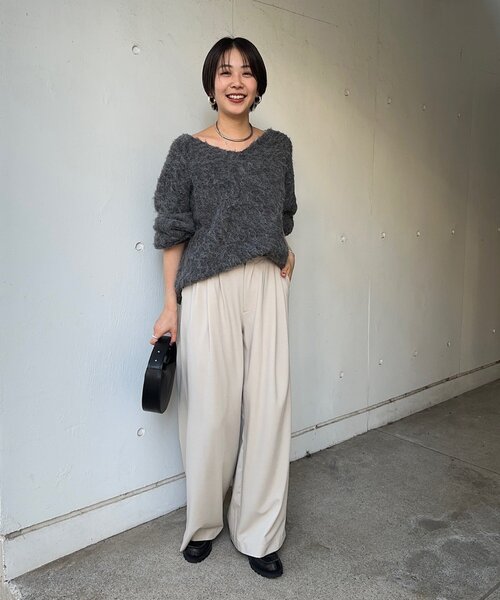 SHENERY（シーナリー）の「【インフルエンサー＠tsuru00コラボ】3タックスラックスパンツ（スラックス・レディース・グレー/ブラック/ベージュ/ライトベージュ・36/38/34）」の15枚目の写真