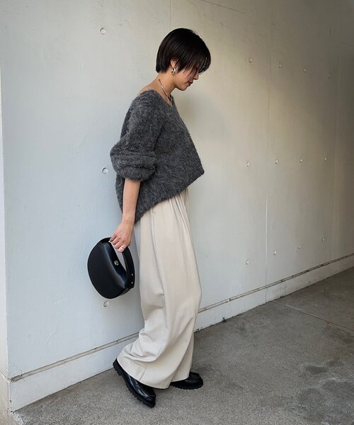 SHENERY（シーナリー）の「【インフルエンサー＠tsuru00コラボ】3タックスラックスパンツ（スラックス・レディース・グレー/ブラック/ベージュ/ライトベージュ・36/38/34）」の16枚目の写真