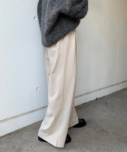 SHENERY（シーナリー）の「【インフルエンサー＠tsuru00コラボ】3タックスラックスパンツ（スラックス・レディース・グレー/ブラック/ベージュ/ライトベージュ・36/38/34）」の22枚目の写真