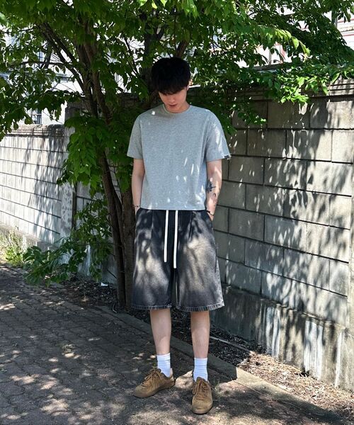 LEMAIN SECOND（リメインセカンド）の「バミューダワイドツータックカーペンターデニムバンディングショーツ[黒デニム]（その他パンツ・レディース・その他・SMALL/LARGE/MEDIUM）」の9枚目の写真