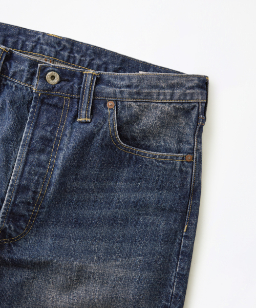 OUTSTANDING(アウトスタンディング)の「W.W. II SELVEDGE STRAIGHT PANTS_MEDIUM BLUE(デニムパンツ・メンズ・その他・SMALL/MEDIUM/LARGE)」の5枚目の写真