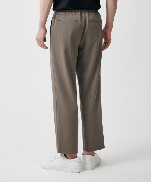 MUSINSA STANDARD(ムシンサスタンダード)の「ワイドイージーバンドクロップドスラックス【ダスティベージュ】(スラックス・メンズ・その他・38/30/26/28)」の10枚目の写真