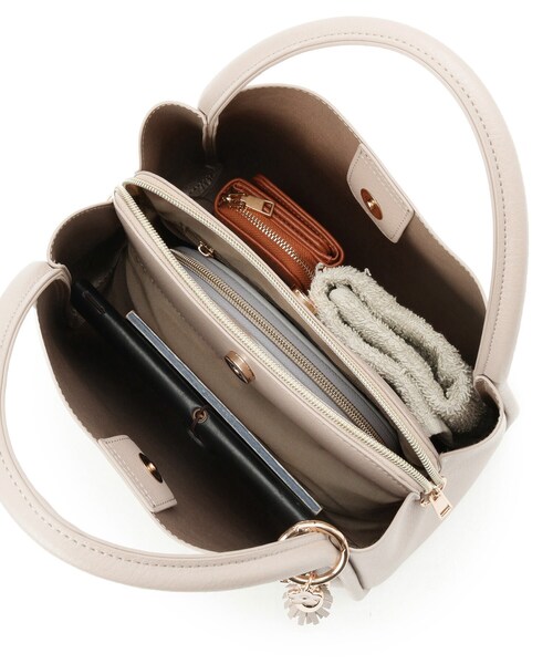 ITS'DEMO（イッツデモ）の「【2WAY】チャーム付きミニトート（ハンドバッグ・レディース・ブラウン系その他/ライトベージュ/ブラック・00）」の20枚目の写真