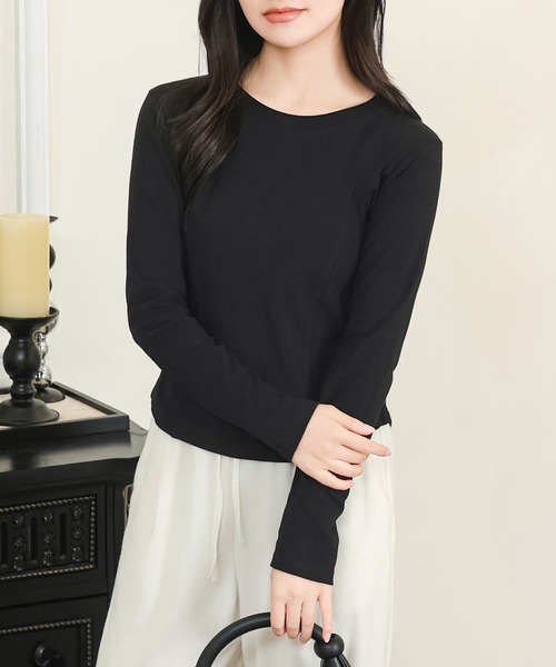 DAYRA(デイラ)の「ラウンドネック シーム タイト 長袖 カットソー(Tシャツ/カットソー・レディース・ダークグレー/ホワイト/ブラック・S/M/XL)」の9枚目の写真