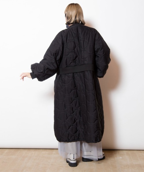 OSMOSIS（オズモーシス）の「キルティングロングブルゾン（その他アウター・レディース・ブラック/カーキ・ONE SIZE）」の11枚目の写真