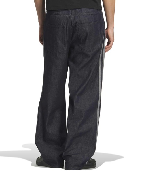 adidas(アディダス)の「adidas DENIM FIREBIRD TRACK PANTS / アディダス デニム ファイヤーバード トラックパンツ(デニムパンツ・メンズ・インディゴブルー・34inch/32inch/30inch/36inch)」の9枚目の写真