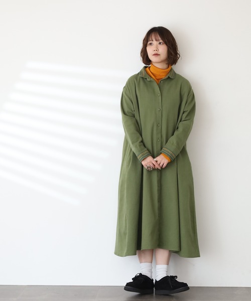 Emago(イマゴ)の「EMAGO つぶつぶ刺繍ワンピース 長袖(シャツワンピース・レディース・ブラウン/ベージュ/カーキ・FREE)」の10枚目の写真