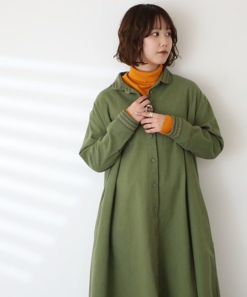 Emago(イマゴ)の「EMAGO つぶつぶ刺繍ワンピース 長袖(シャツワンピース・レディース・ブラウン/ベージュ/カーキ・FREE)」の9枚目の写真
