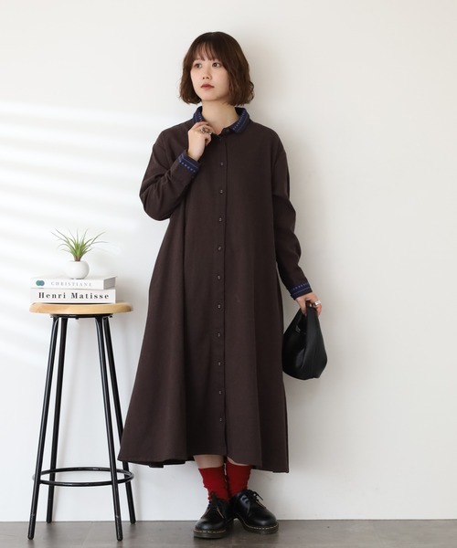 Emago(イマゴ)の「EMAGO つぶつぶ刺繍ワンピース 長袖(シャツワンピース・レディース・ブラウン/ベージュ/カーキ・FREE)」の7枚目の写真
