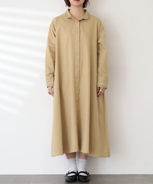 Emago(イマゴ)の「EMAGO つぶつぶ刺繍ワンピース 長袖(シャツワンピース・レディース・ブラウン/ベージュ/カーキ・FREE)」の20枚目の写真