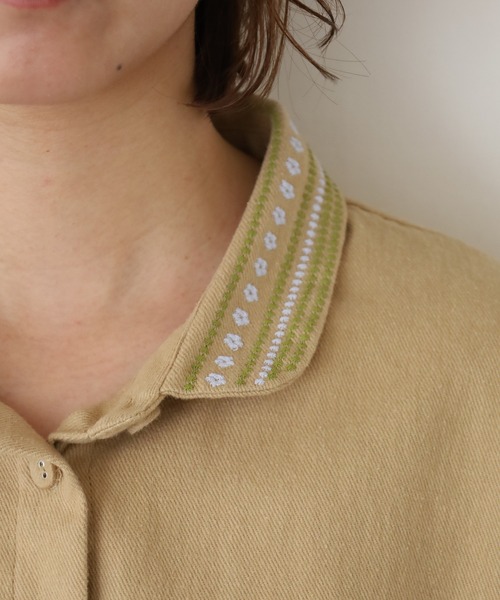 Emago(イマゴ)の「EMAGO つぶつぶ刺繍ワンピース 長袖(シャツワンピース・レディース・ブラウン/ベージュ/カーキ・FREE)」の17枚目の写真
