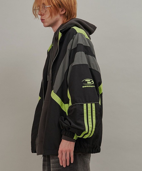 SeeSew(シーソー)の「【UNISEX】SPORTS ICON NYLON JACKET/スポーツアイコンナイロンジャケット(ブルゾン・メンズ・ブラック/ネイビー・M/L)」の1枚目の写真