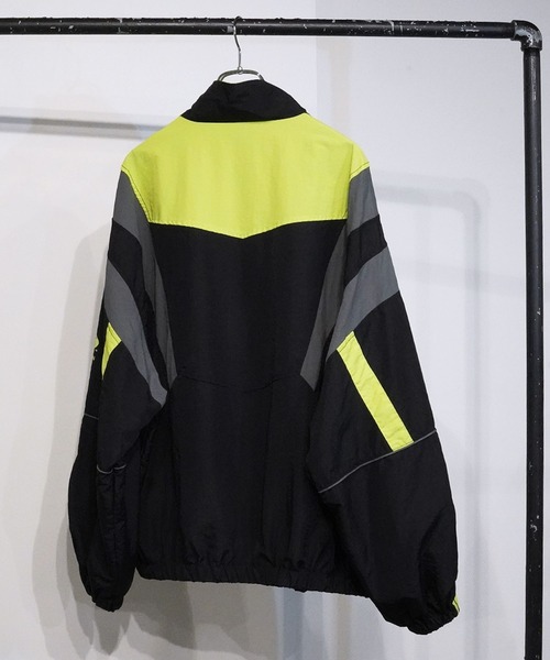 SeeSew(シーソー)の「【UNISEX】SPORTS ICON NYLON JACKET/スポーツアイコンナイロンジャケット(ブルゾン・メンズ・ブラック/ネイビー・M/L)」の19枚目の写真