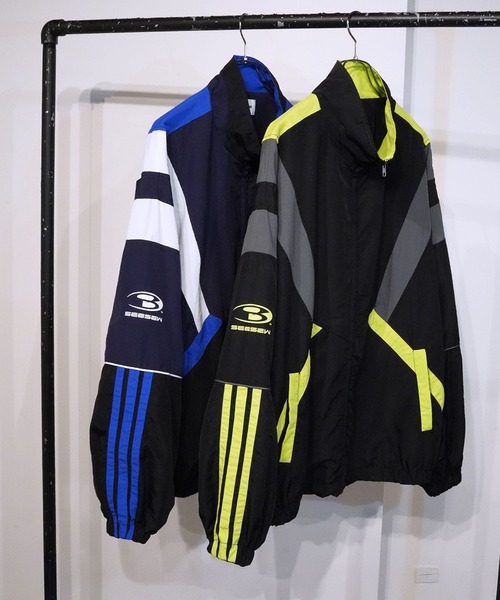 SeeSew(シーソー)の「【UNISEX】SPORTS ICON NYLON JACKET/スポーツアイコンナイロンジャケット(ブルゾン・メンズ・ブラック/ネイビー・M/L)」の22枚目の写真