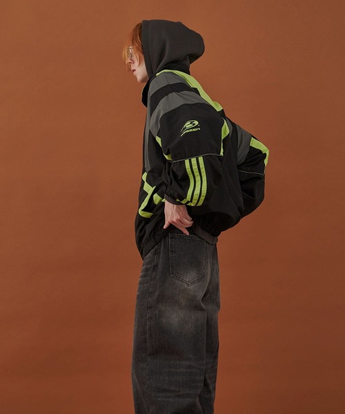 SeeSew(シーソー)の「【UNISEX】SPORTS ICON NYLON JACKET/スポーツアイコンナイロンジャケット(ブルゾン・メンズ・ブラック/ネイビー・M/L)」の8枚目の写真
