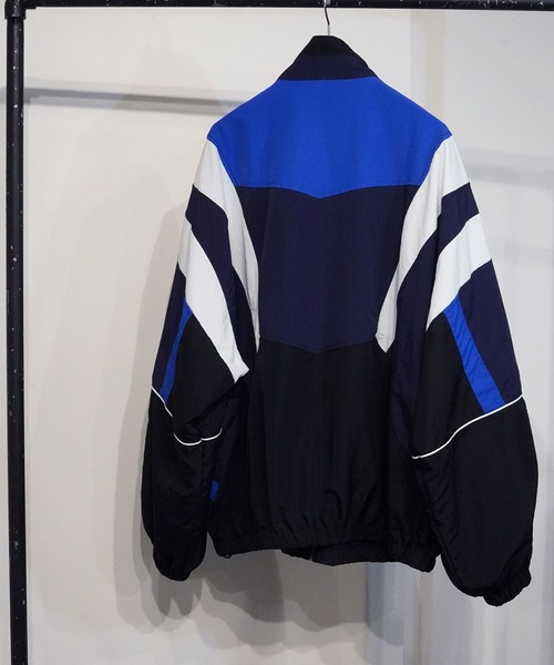 SeeSew(シーソー)の「【UNISEX】SPORTS ICON NYLON JACKET/スポーツアイコンナイロンジャケット(ブルゾン・メンズ・ブラック/ネイビー・M/L)」の21枚目の写真