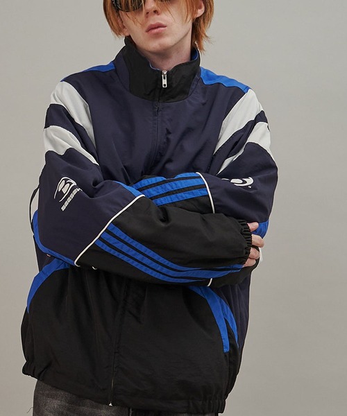 SeeSew(シーソー)の「【UNISEX】SPORTS ICON NYLON JACKET/スポーツアイコンナイロンジャケット(ブルゾン・メンズ・ブラック/ネイビー・M/L)」の14枚目の写真