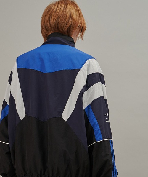 SeeSew(シーソー)の「【UNISEX】SPORTS ICON NYLON JACKET/スポーツアイコンナイロンジャケット(ブルゾン・メンズ・ブラック/ネイビー・M/L)」の16枚目の写真