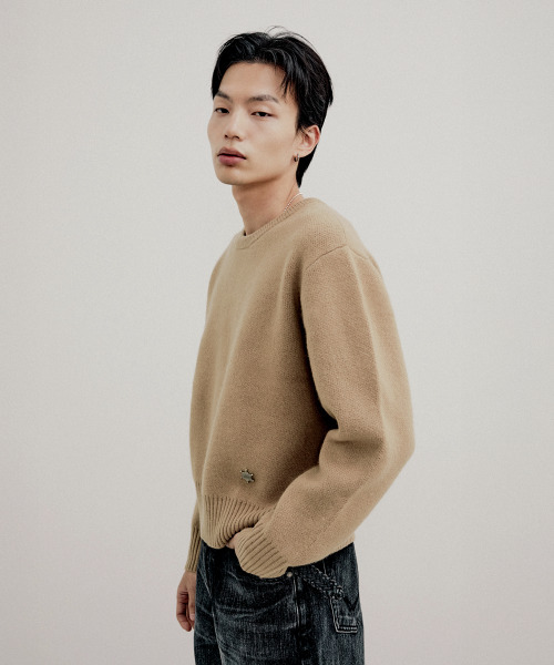 LMOOD(エルムード)の「ウィークエンドエアウールプルオーバーニット (3カラー)(ニット/セーター・メンズ・ブラック/ダークブラウン/ライトブラウン・44/46/48)」の5枚目の写真