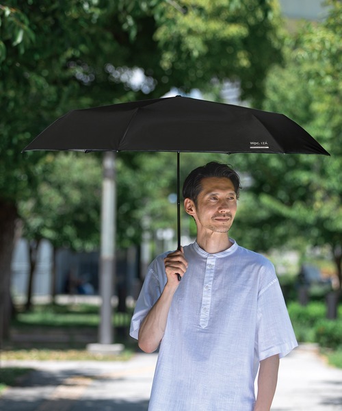 IZA(イーザ)の「IZA【大きめ&フック型】 完全遮光100% メンズ 日傘 折りたたみ 晴雨兼用 Wpc. LARGE & HOOK(折りたたみ傘・メンズ・ブラウン/オフホワイト/グレー/ブラック・FREE)」の2枚目の写真